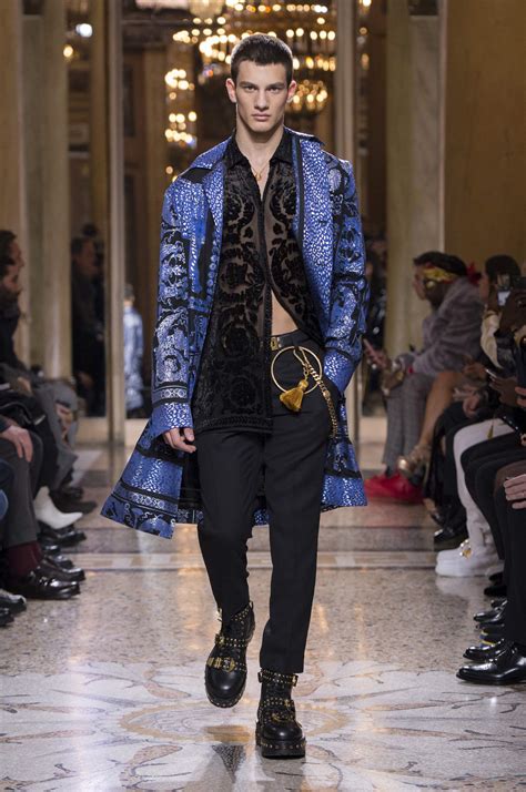 versace esaurito|versace suits for men.